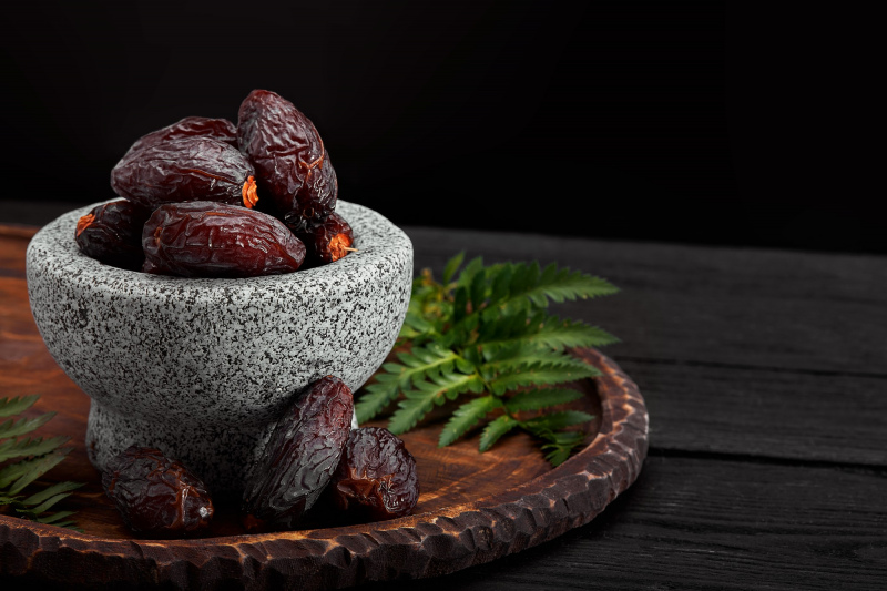 نقش خرمای کلوته در بهبود عملکرد گوارش و کنترل قند خون