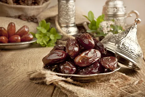 چگونگی تشخیص نخل خرما نر از ماده: راهنمای عملی