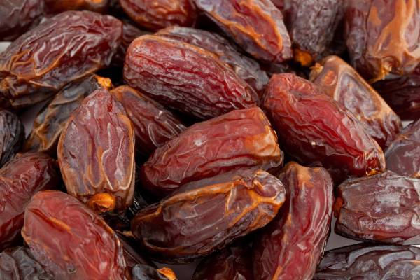 خرما مضافتی چند کالری دارد